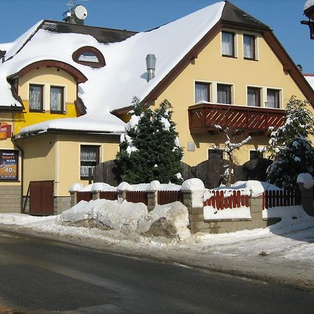 Penzion Albína - Restaurace Vysoké nad Jizerou Esterno foto
